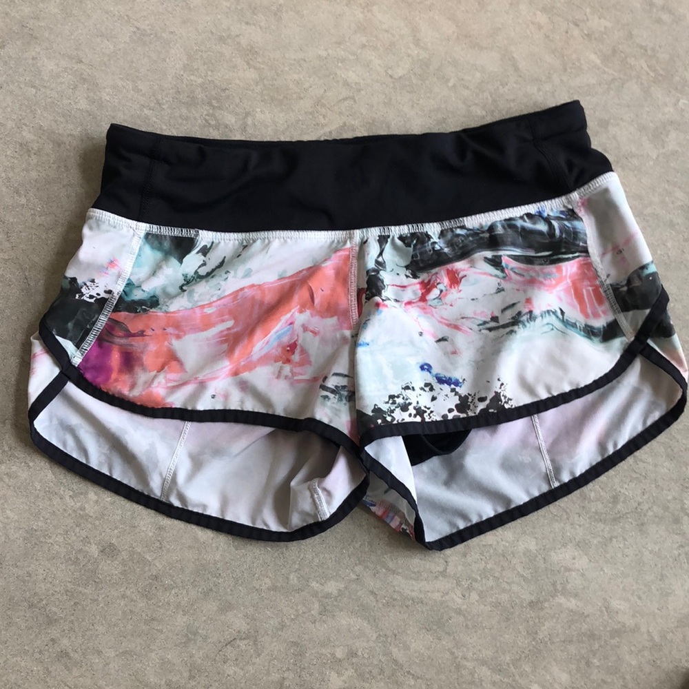 EUC Lululemon Speed Shorts - Size 4